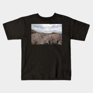 Sandstone Domes in New Mexico Kids T-Shirt